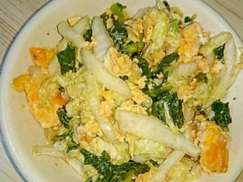 大根の葉と白菜のエッグごまドレポン酢サラダ